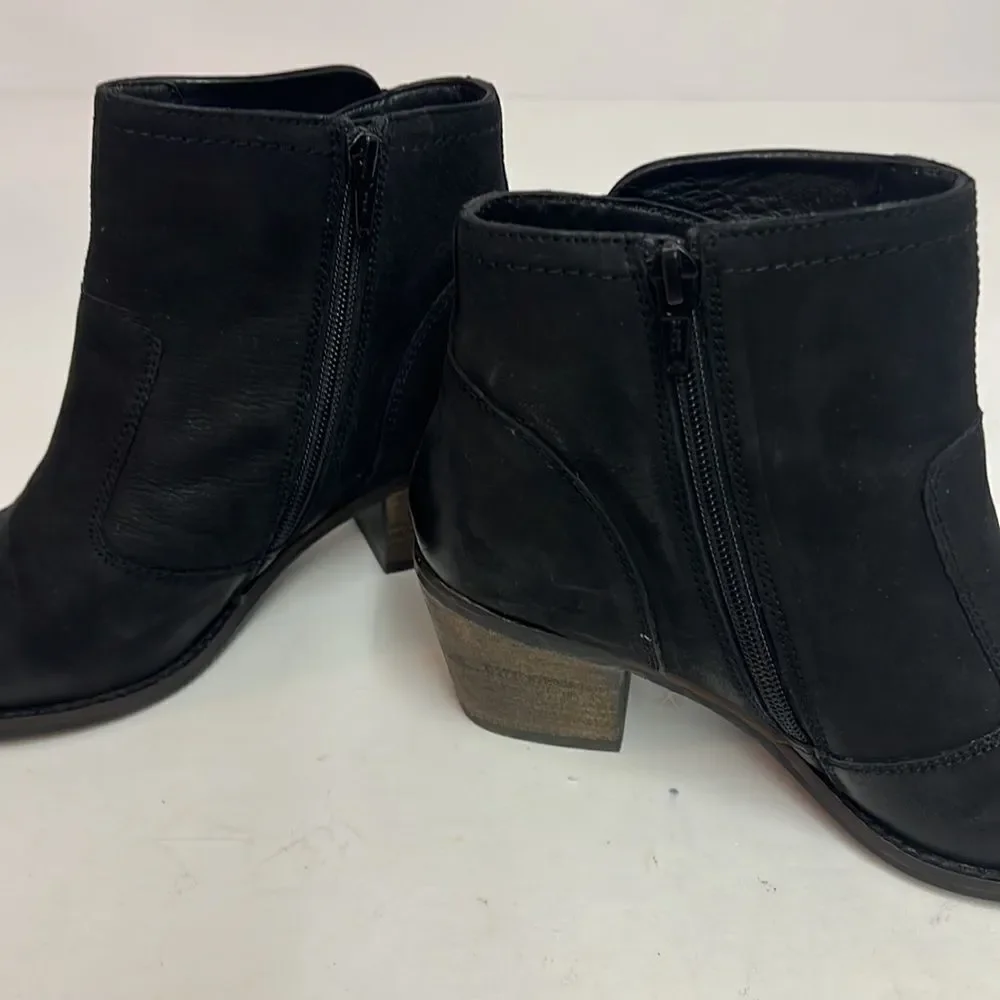 Earth Ralston Leather Bootie Size 8 A5‎